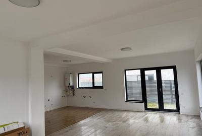 Casă individuală cu 3 camere cu Canalizare în Tunari - 3