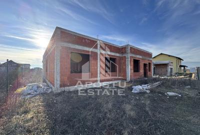 Duplex cu 8 camere cu Canalizare în Exterior Nord - 1