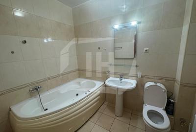 Apartament 3 camere si terasa in zona Grand Hotel Italia - 8