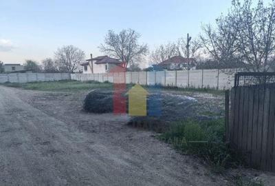 Teren 998 mp, deschidere 57,7 m, pret 95 euro/mp zona Rezide - 3