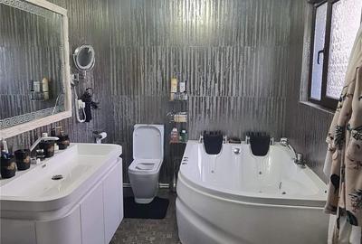 Casă cu 4 camere cu Teren 600 Mp în Costi - 2