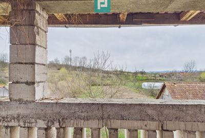 Casă individuală cu 7 camere cu Teren 1201 Mp în Almaș - 14