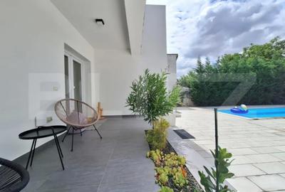 Casă cu 7 camere cu Teren 1150 Mp în Central - 9