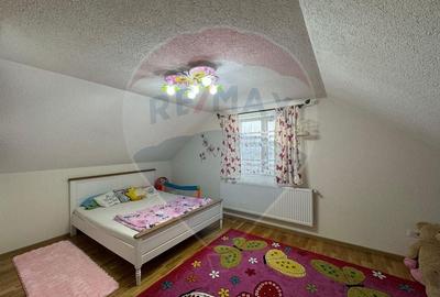 Casă / Vilă cu 4 camere de vânzare în zona Bujac-Arad - 12