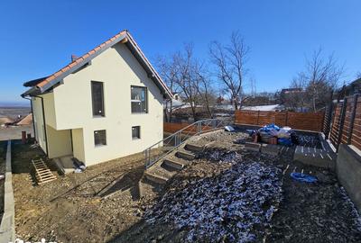 Casă cu 4 camere cu Teren 878 Mp în Feleacu - 18
