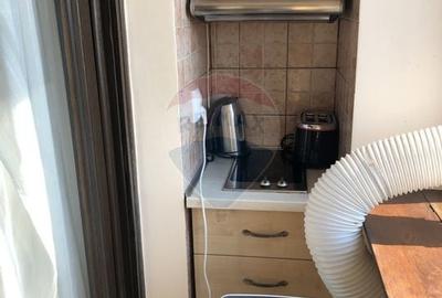 Garsoniera decomandata, vedere catre Dambovita, Unirii- bloc fara risc - 14