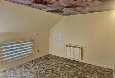 Spațiu comercial, de 250 mp, în Central - 4