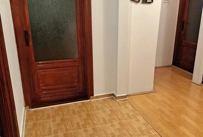 Apartament cu 4 camere decomandat în Central - 3