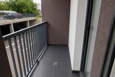 Apartament cu 4 camere semidecomandat în Florești - 3