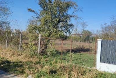 Teren de 2000 mp, în Cuza Vodă - 1