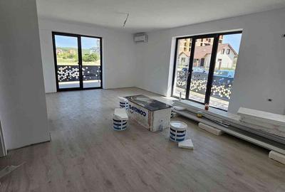 Apartament cu 2 camere în Sânmartin - 4