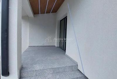 Casă cu Teren 235 Mp în Cetate - 3