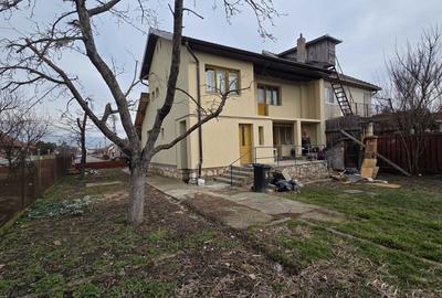Casă cu 4 camere în Central - 7