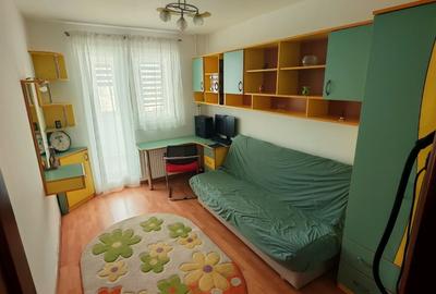 Apartament cu 4 camere semidecomandat în Titan - 6