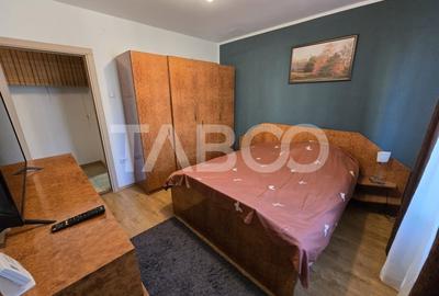 Apartament decomandat 3 camere balcon pivnita lift Vasile Aaron Sibiu - 5
