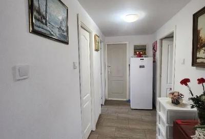 Casă cu 7 camere cu Teren 2809 Mp în Cataloi - 16