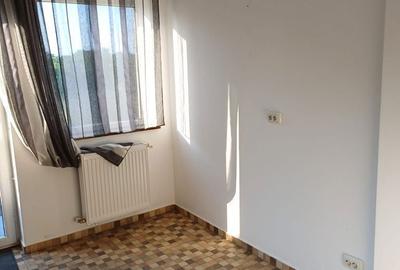 Casă cu 4 camere în Tamași - 12