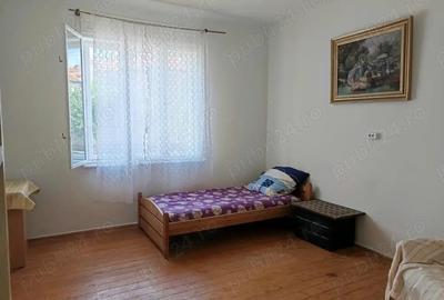 Inchiriez casa 3 camere in Gradiste, singur in curte - 10