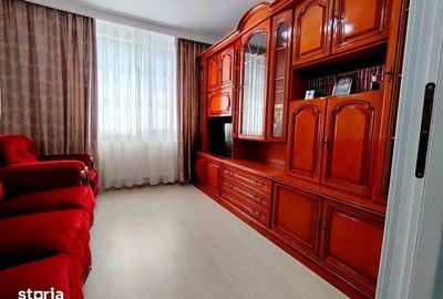 Apartament cu 3 camere decomandat în Țiglina 1