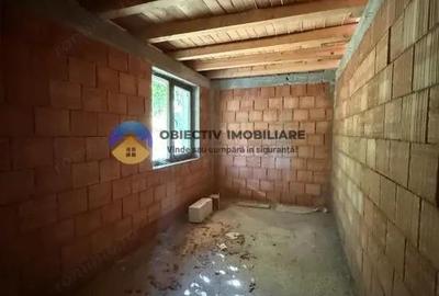 Casa + Teren de vanzare Zona Ciritei /An constructie 2024 - 12