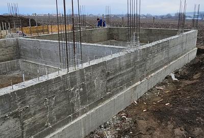 Casă cu 4 camere în Târgu Frumos - 1