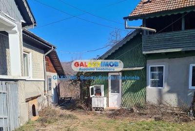 Apartament cu 4 camere în Costeni - 2