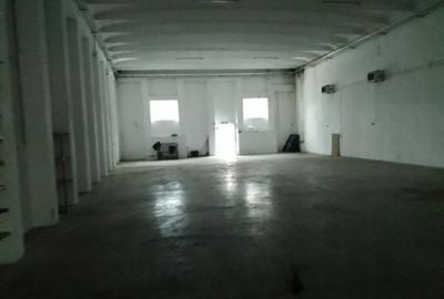 Spațiu industrial, 300 mp în Zona industrială - 3