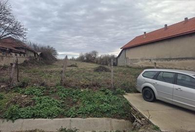 Teren de 6900 mp, în Central - 4