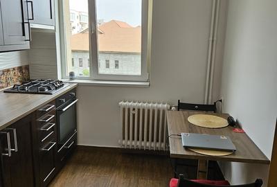Apartament cu 2 camere decomandat în Văcăresti - 5