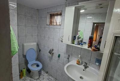Casă cu 11 camere cu Teren 1500 Mp în Obrejița - 6