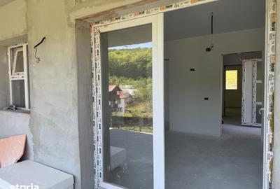 Casă cu 2 camere cu Teren 764 Mp în Bascov