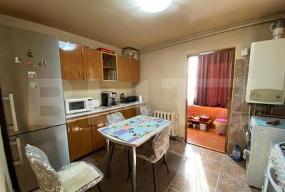 Apartament 2 camere cochet, renovat, etaj 2 Beclean, zon - 1