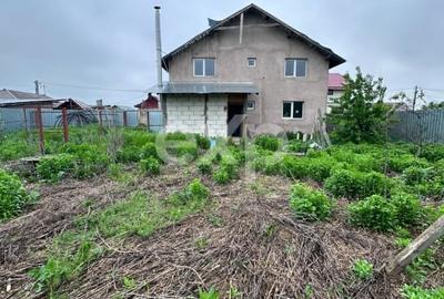 Casă individuală cu 6 camere cu Canalizare în Racovița - 18