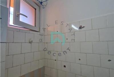 Apartament cu 3 camere circular în Astra - 3