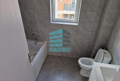 Apartament cu 3 camere decomandat în Titan - 2