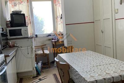 Apartament cu 2 camere decomandat în Iosia