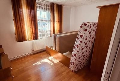 Apartament cu 2 camere decomandat în Central - 2