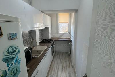 Apartament cu 2 camere semidecomandat în Podul de Piatră - 5