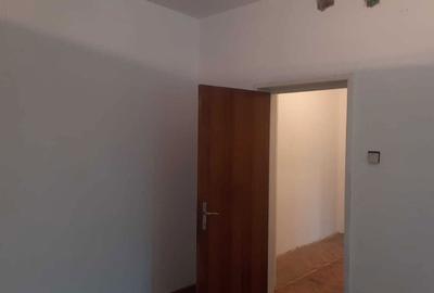 Apartament cu 3 camere semidecomandat în Pajura - 6