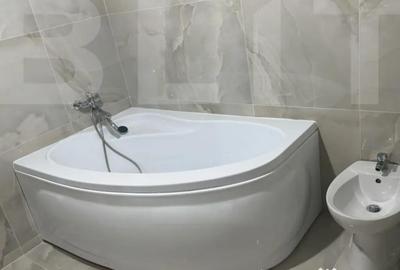 Casă cu 4 camere cu Teren 250 Mp în Central - 1