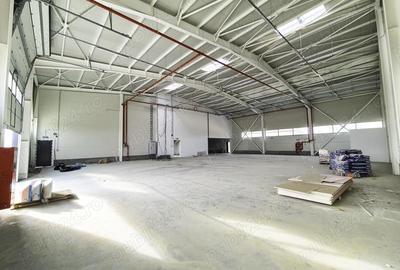 Spațiu comercial, de 960 mp, în Central - 7