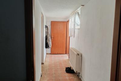 Casa 7 camere libera la vanzare SATU NOU - 33