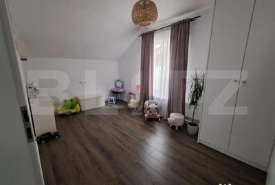 Casă cu 4 camere cu Teren 500 Mp în Central - 11