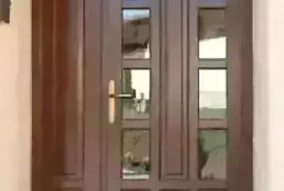 Casă cu 4 camere cu Teren 1700 Mp în Poiana - 1