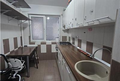 Apartament cu 2 camere semidecomandat în Berceni - 8
