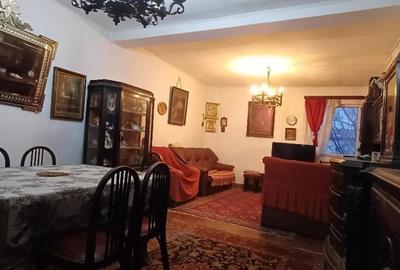 Casă cu 4 camere decomandat cu Canalizare în Central - 5