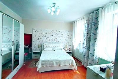 Casă cu 3 camere cu Teren 300 Mp în Central - 4
