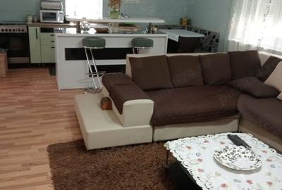 Casă cu 4 camere cu Teren 1200 Mp în Obreja - 1