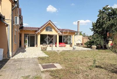 Casă cu 2 camere cu Teren 1200 Mp în Sânmartin - 1