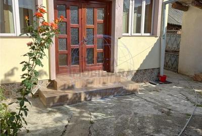 Casă cu 4 camere cu Teren 300 Mp în Vânători - 8